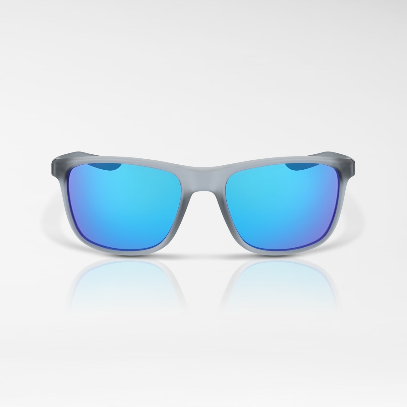 Nike Essential Endeavor Mirrored Front Image